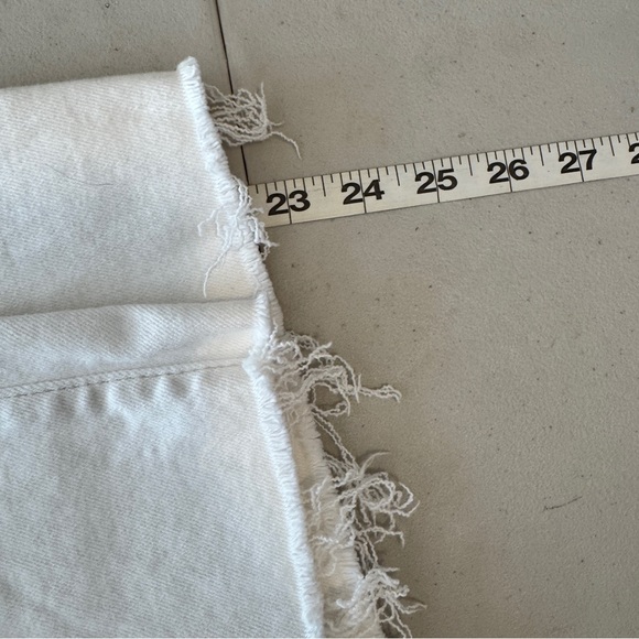 Judy Blue - Wide Leg Crop Jeans with Button Fly - White - 14w - Picture 7 of 10